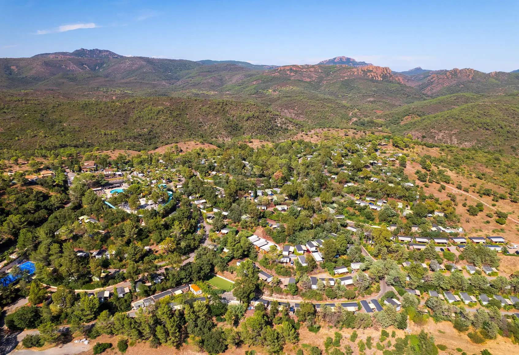 Aerial view of Esterel Caravaning today, in the heart of the Estérel massif